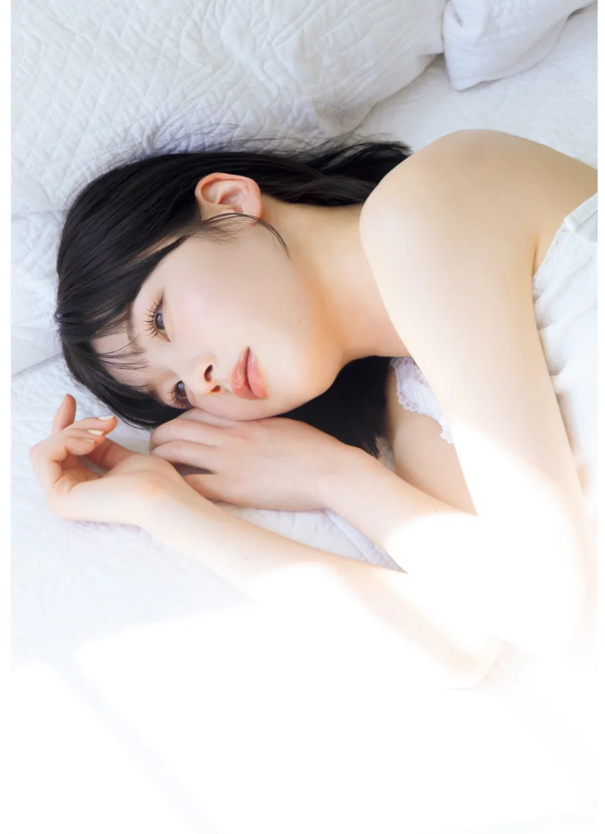 浅井七海1st写真集 ナナミイロ【電子特典付き】 試し読み 4