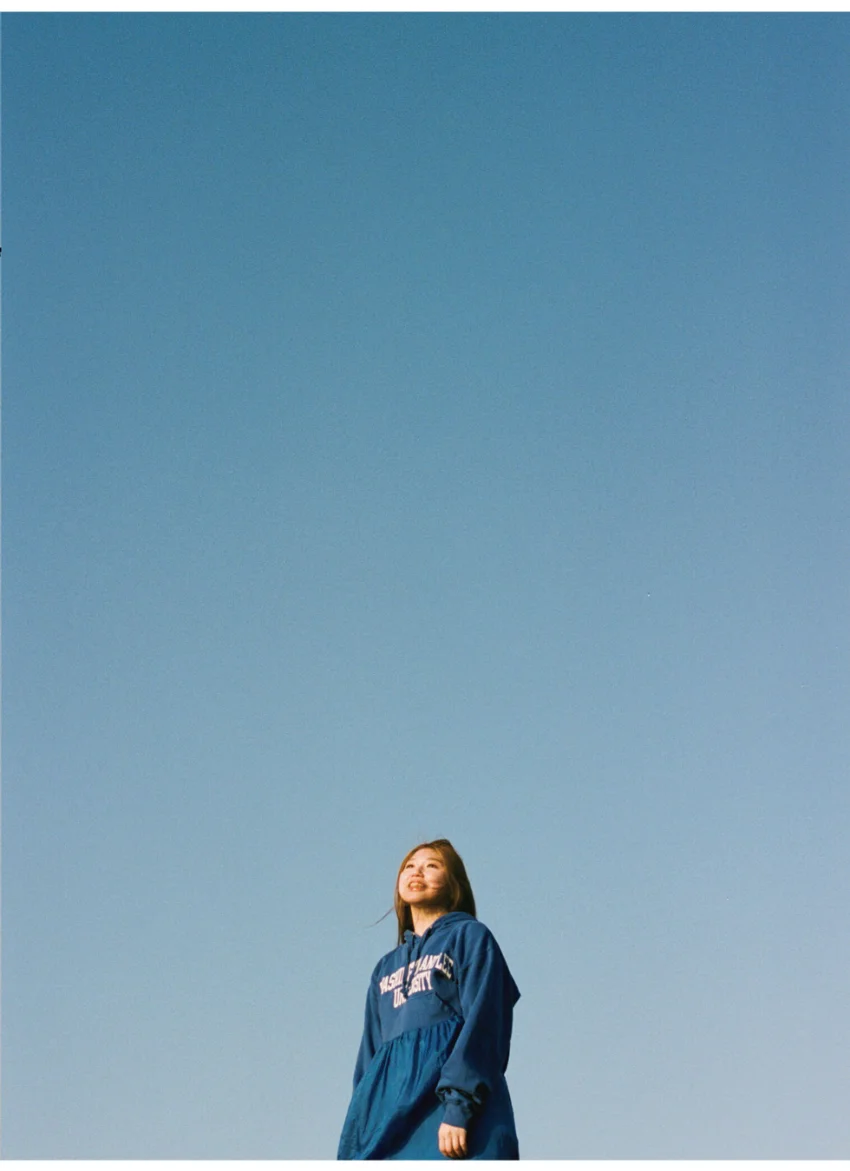 アンジュルム 竹内朱莉 写真集 『 roundabout 』 試し読み 5