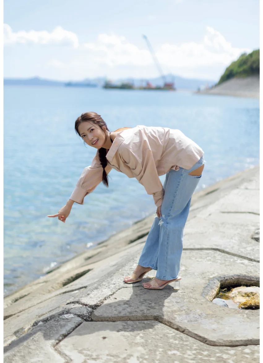宇佐美なお 1st写真集 『 U 』 試し読み 4