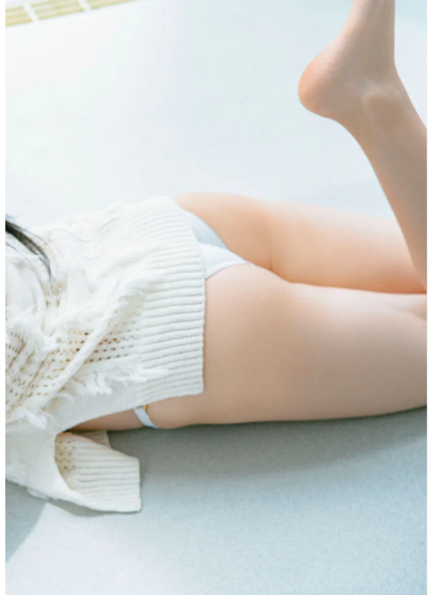 【デジタル限定】白濱美兎 写真集 『 純白のプリズム 』 試し読み 4