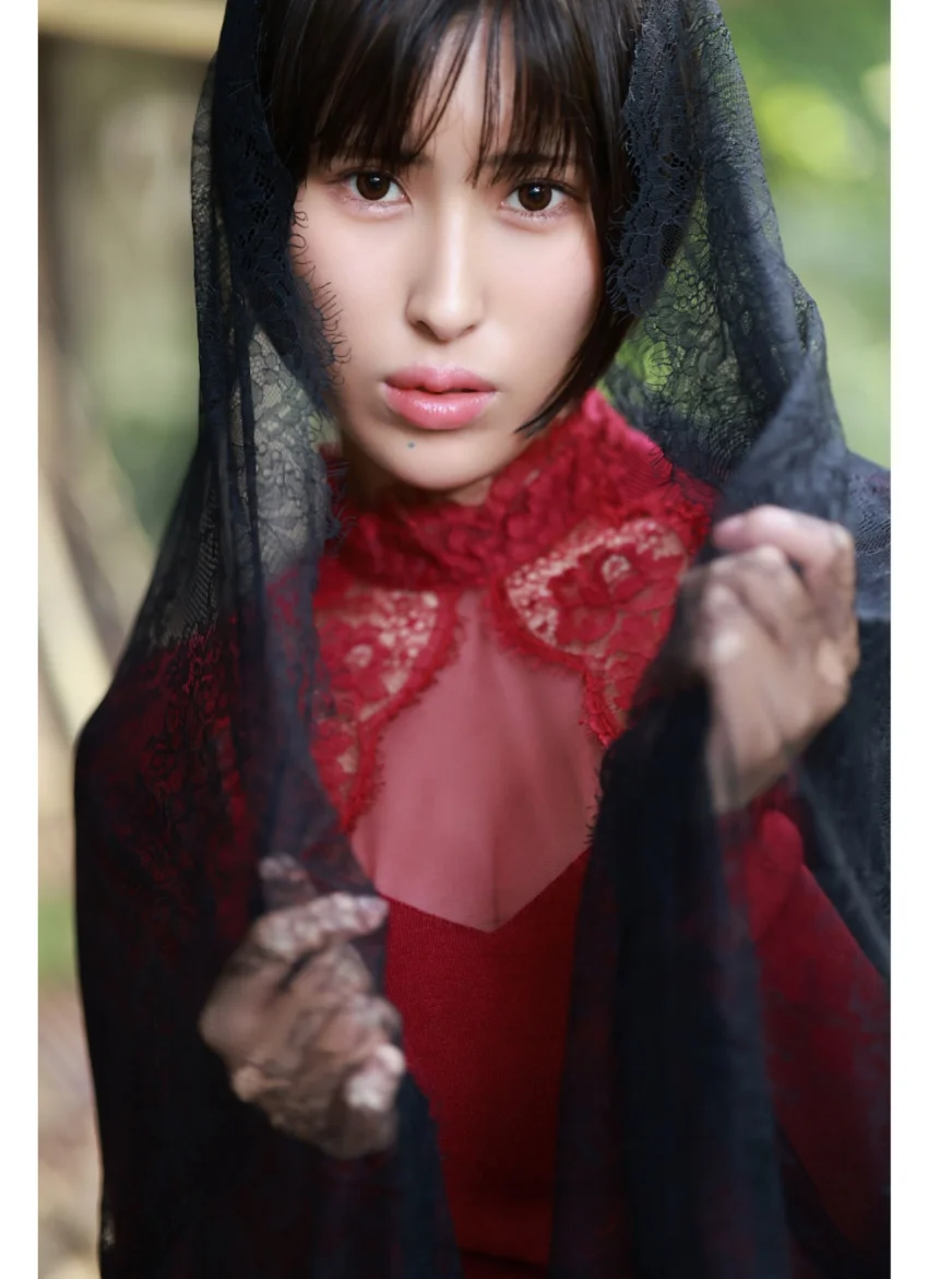 しーなちゃん「純白ドレスと暴走横乳」SPA！デジタル写真集 試し読み 2