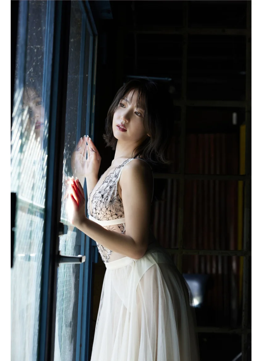 金のEX DVD デジタル写真集 佐々木萌香 Moeka Sasaki 進化するロリフェイス 試し読み 8