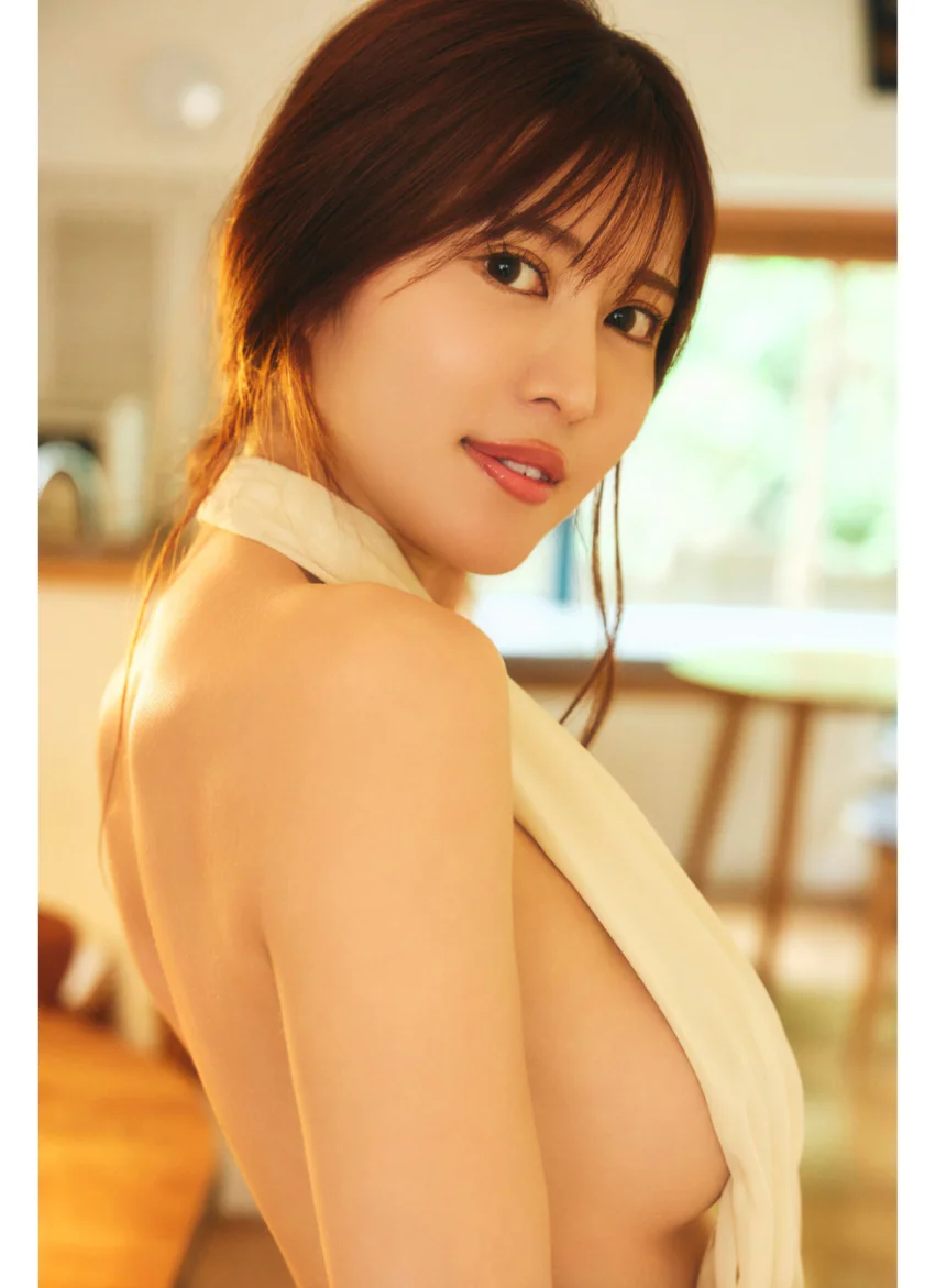 FLASHデジタル写真集 夏実晴香 麗しきかほり 試し読み 3