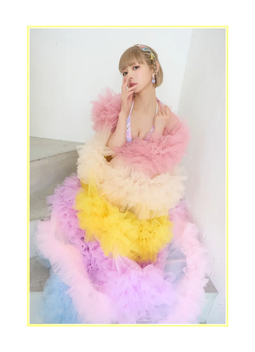 FLASHデジタル写真集 最上もが COLORFUL IDENTITY 試し読み 2