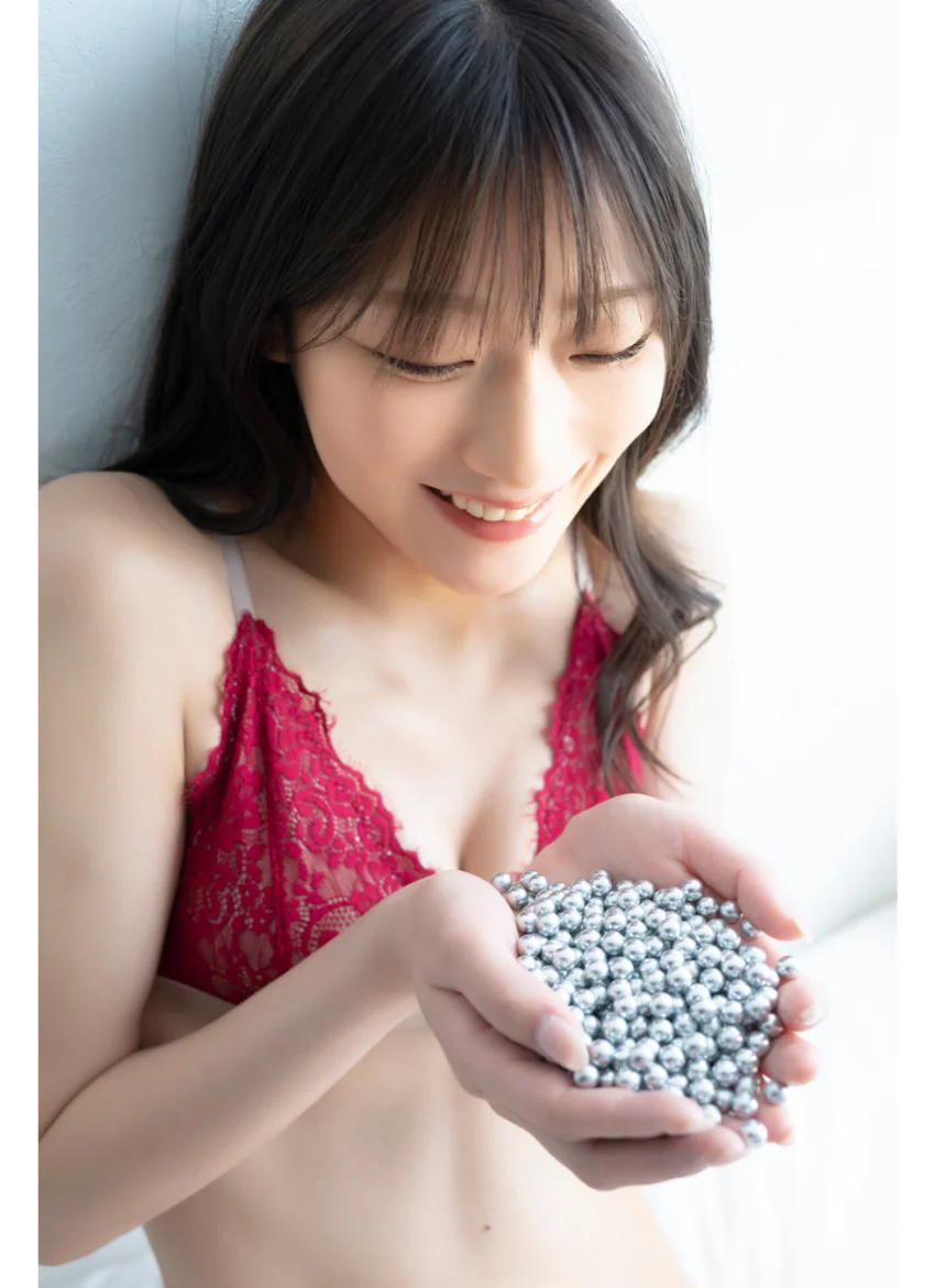 FLASHデジタル写真集 内藤沙季 1stデジタル写真集 女神の報酬 試し読み 5