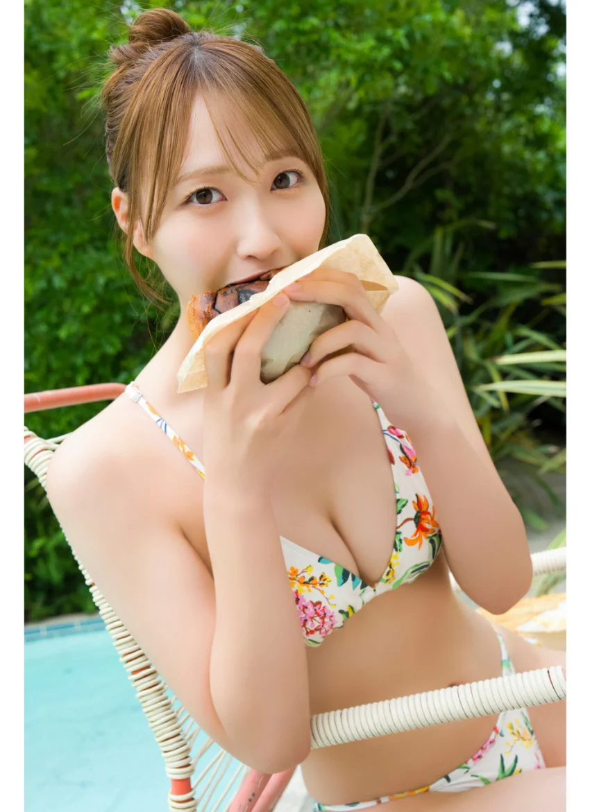 FLASHデジタル写真集 一ノ瀬のこ 君と、夏と、海と。 試し読み 4