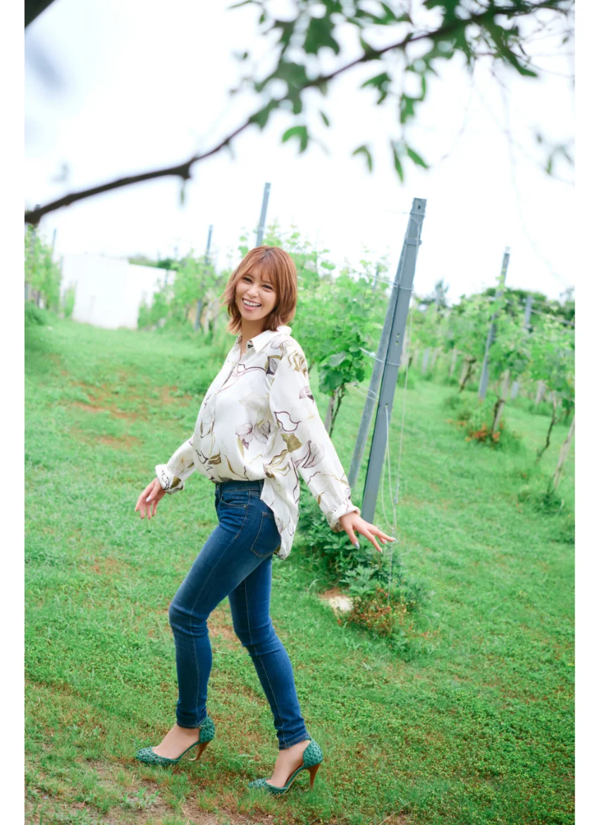 山田あい 圧倒的Iカップ美女！ vol.1 FRIDAYデジタル写真集 試し読み 2