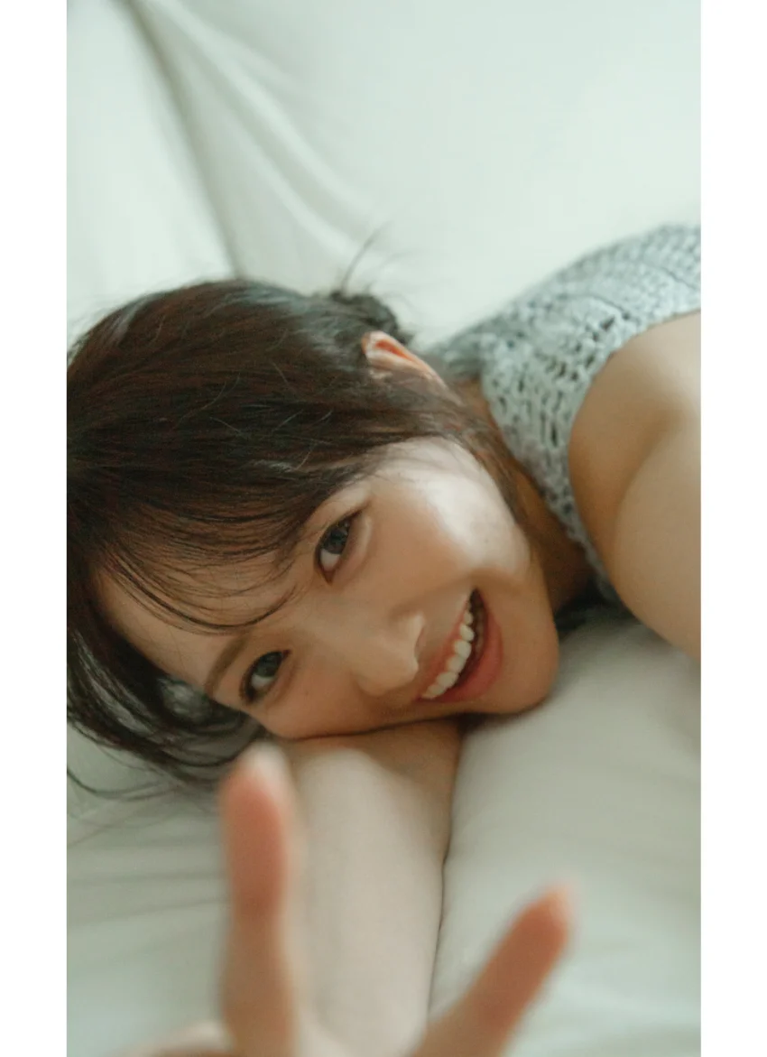 STU48 石田千穂サード写真集「天職 -Another-」 試し読み 8