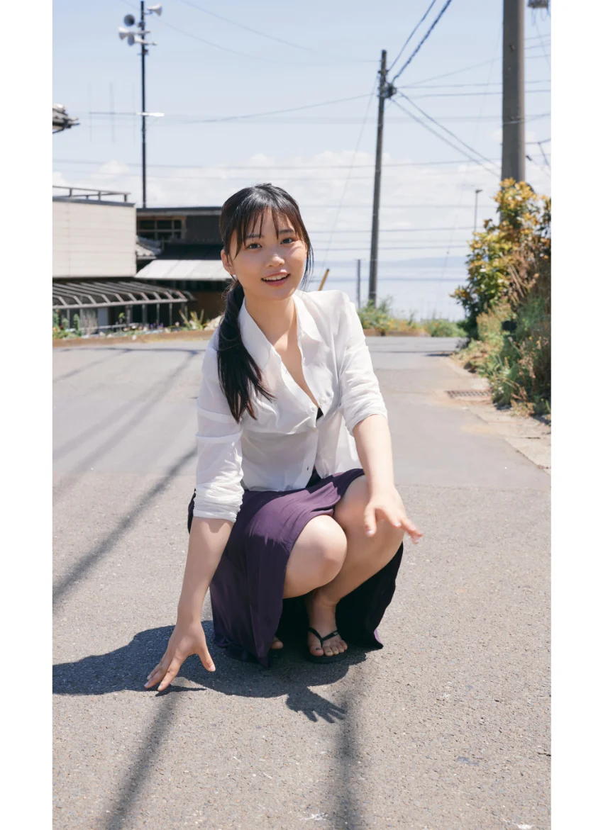 【デジタル限定】尾茂井奏良写真集「中間、地点」 試し読み 2