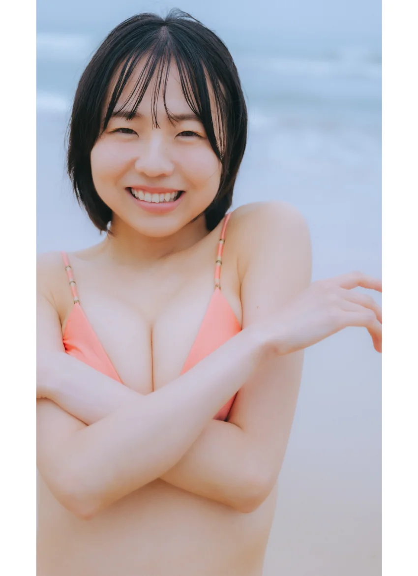 【デジタル限定】鍛治島彩写真集「Laugh away！」 試し読み 3