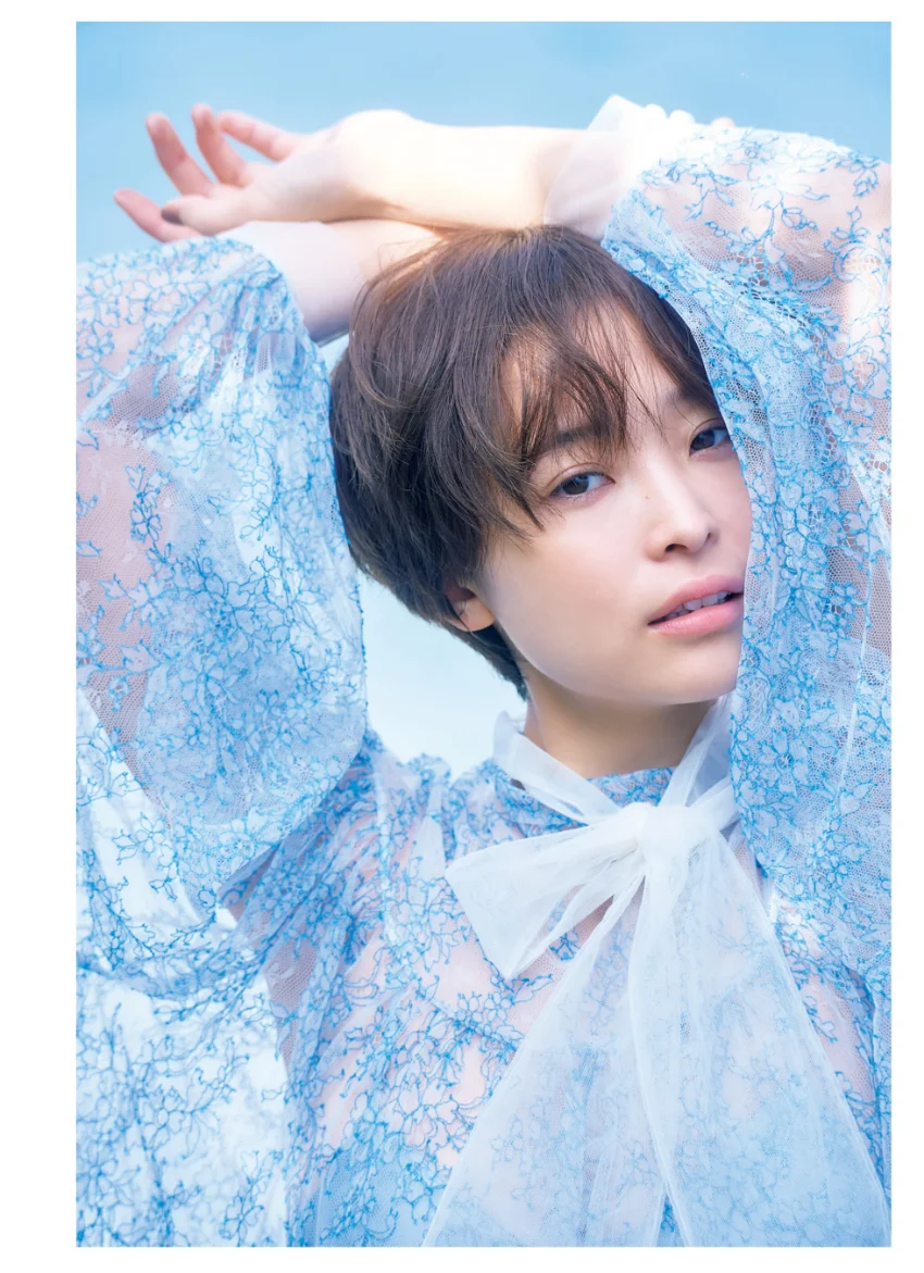 渡邊渚1st写真集「水平線」 試し読み 7