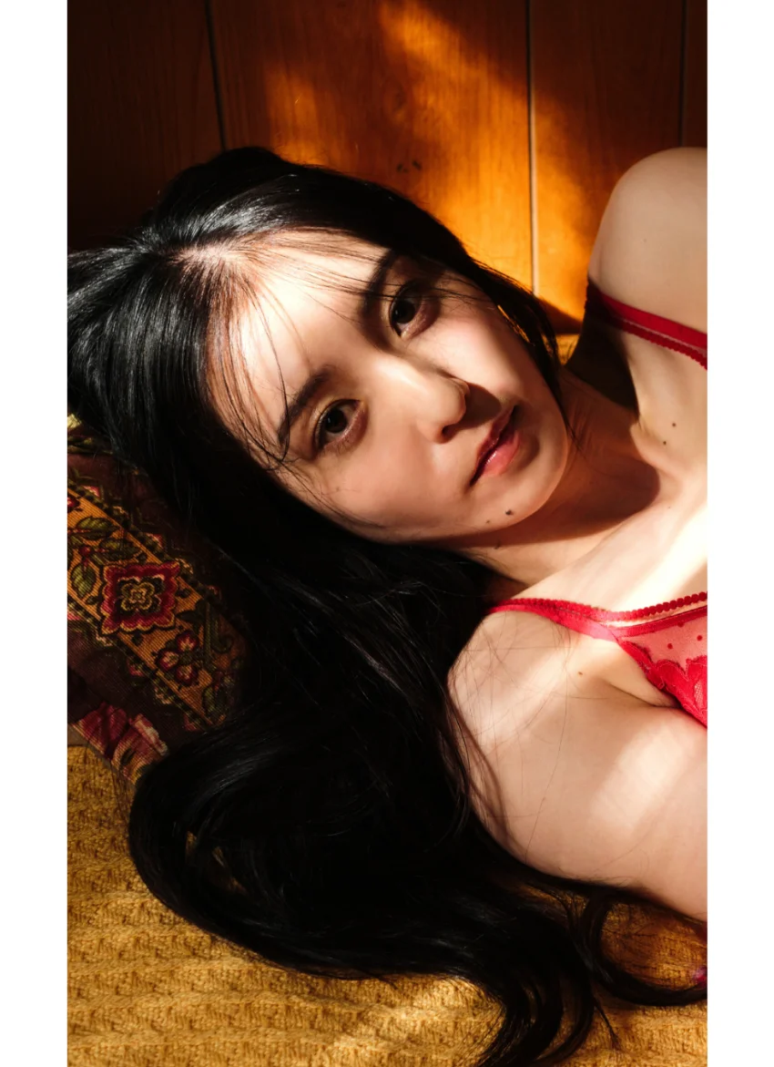 【デジタル限定】宮原華音写真集「クールな顔した、乙女。」 試し読み 5