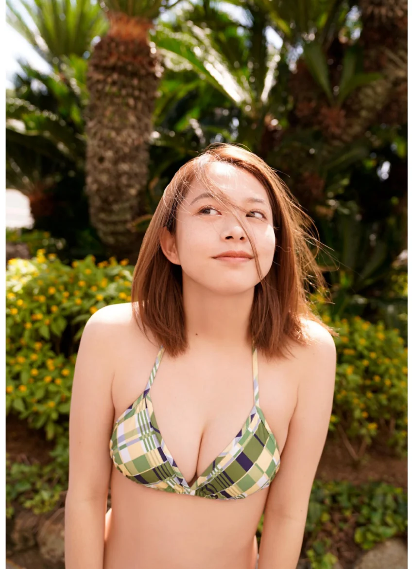B.L.T.デジタル写真集 新田あゆな「移りゆく少女。」 試し読み 2