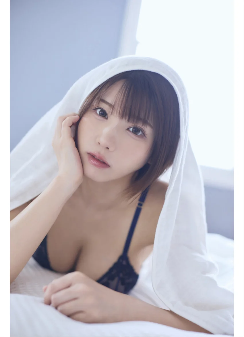 えなこ ヤングガンガンデジタル限定写真集「恋の周波数」 試し読み 5