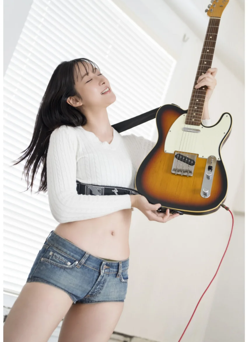 ＜動画特典付き＞MY FAVORITES［WEST］ 山崎あみ2 試し読み 4