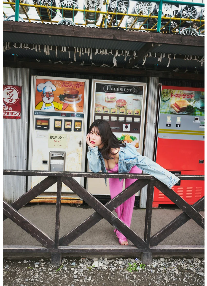 鈴木ふみ奈「fuminaizm」 DOLCEデジタル写真集 試し読み 2