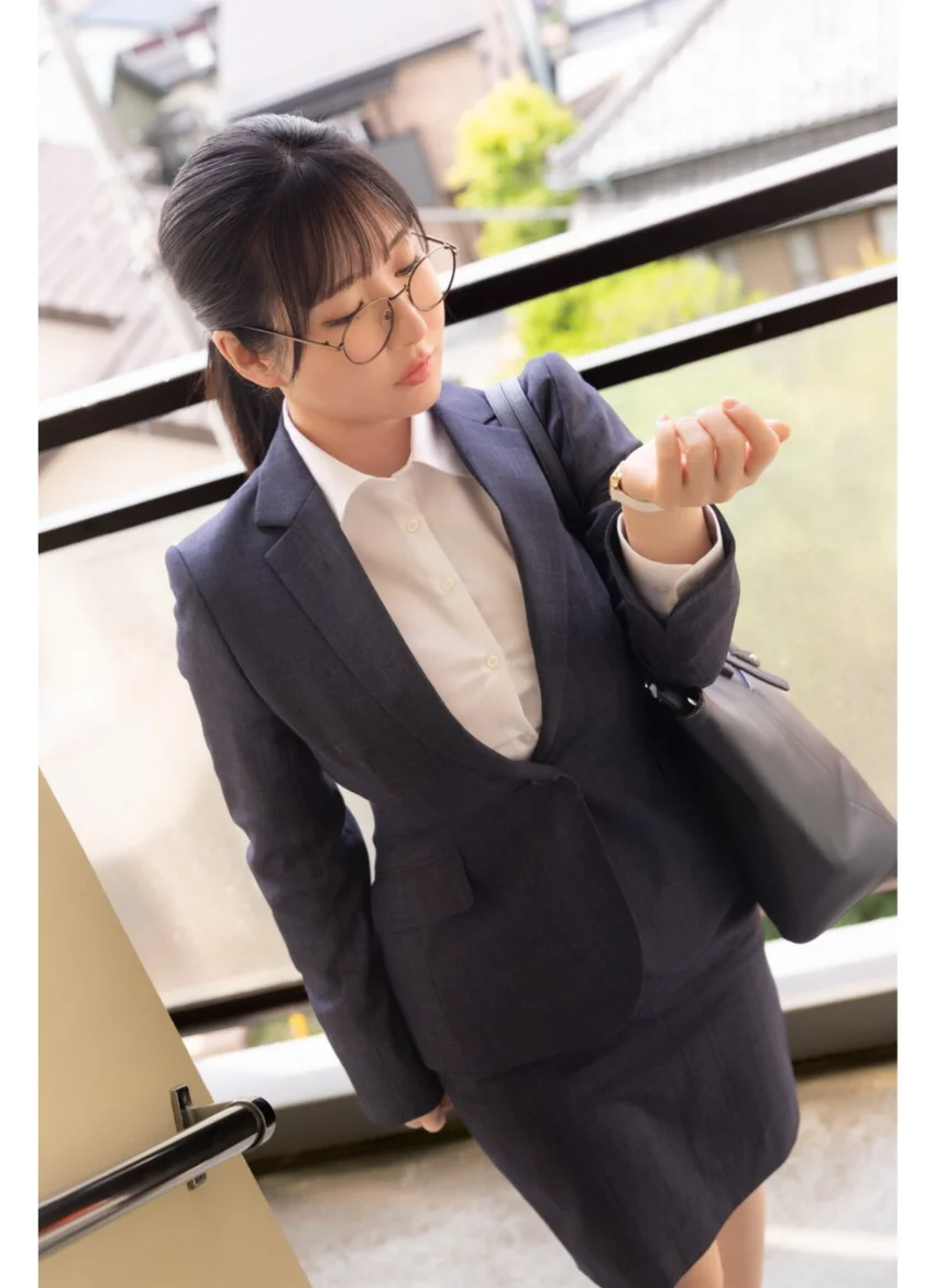 K体観測 雨宮留菜 【グラビア写真集】 試し読み 2