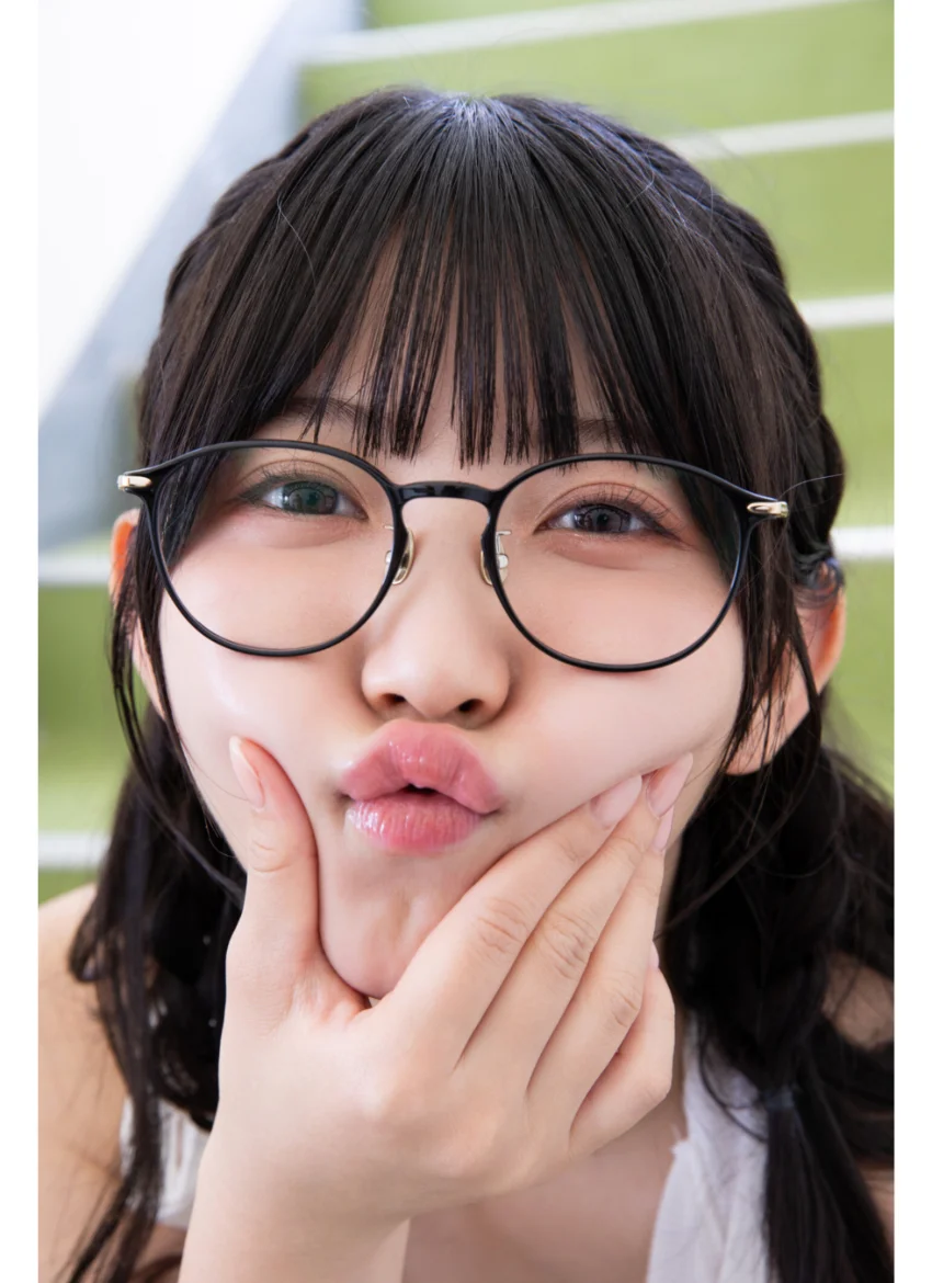 【150P大ボリューム オール未公開デジタル限定版】雪村花鈴1st写真集『雪にとろける。』 試し読み 3
