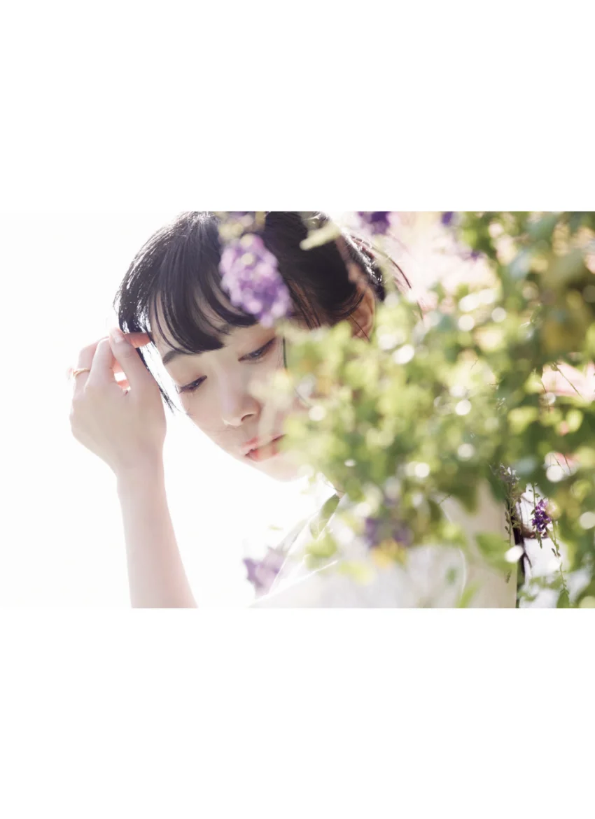 小林愛香 1st写真集「愛香」Another Edition 試し読み 4
