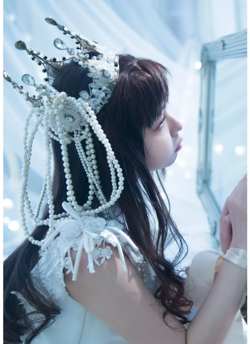春奈るな1stフォトブック LUNA 試し読み 4