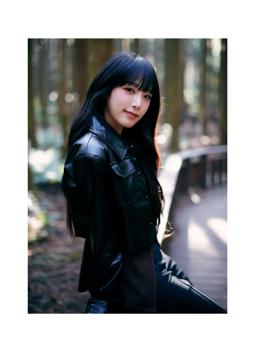 YENA チェ・イェナ1st写真集 試し読み 15