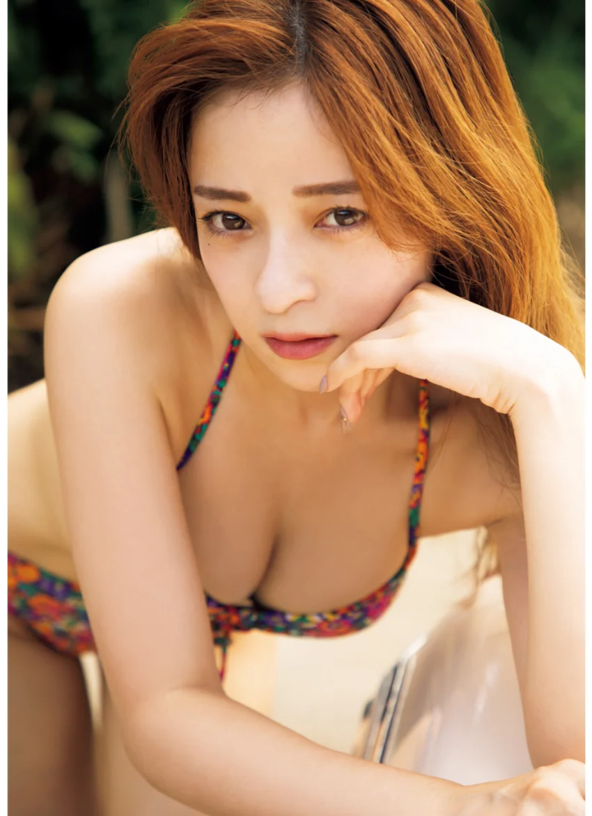 ヘラヘラ三銃士 1st PHOTOBOOK HANGOVER 試し読み 10
