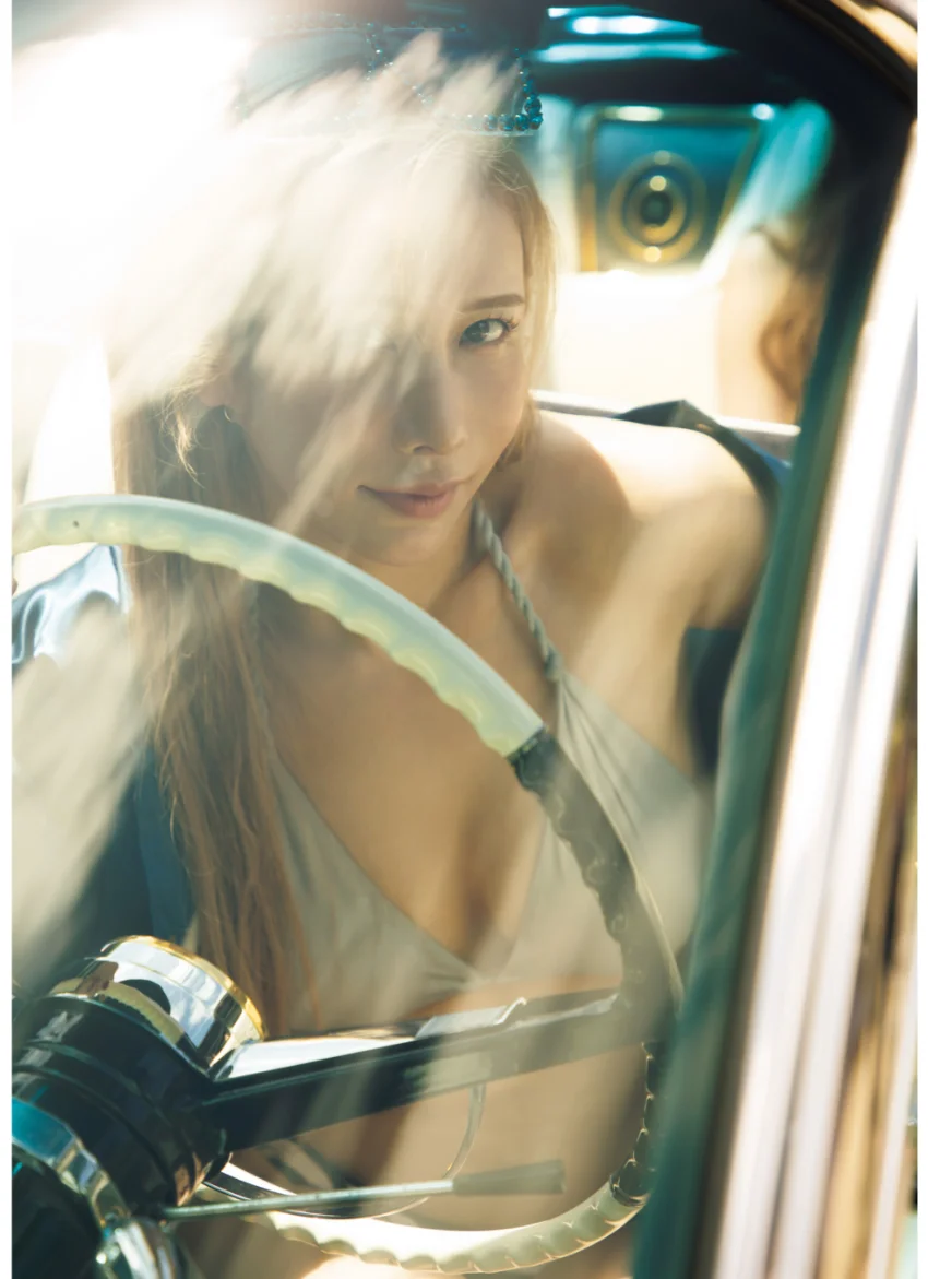 ヘラヘラ三銃士 1st PHOTOBOOK HANGOVER 試し読み 14