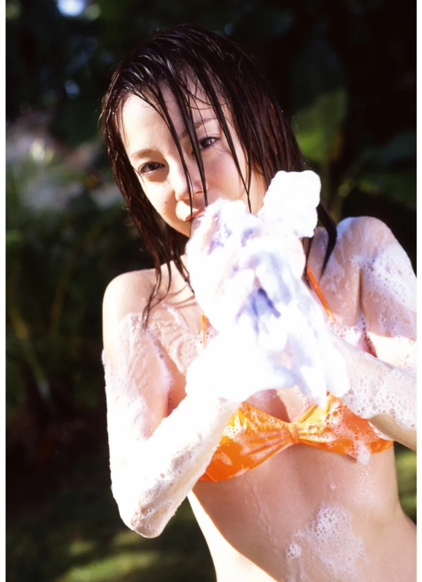 石坂ちなみ写真集「Cue！Vol.2」 試し読み 3