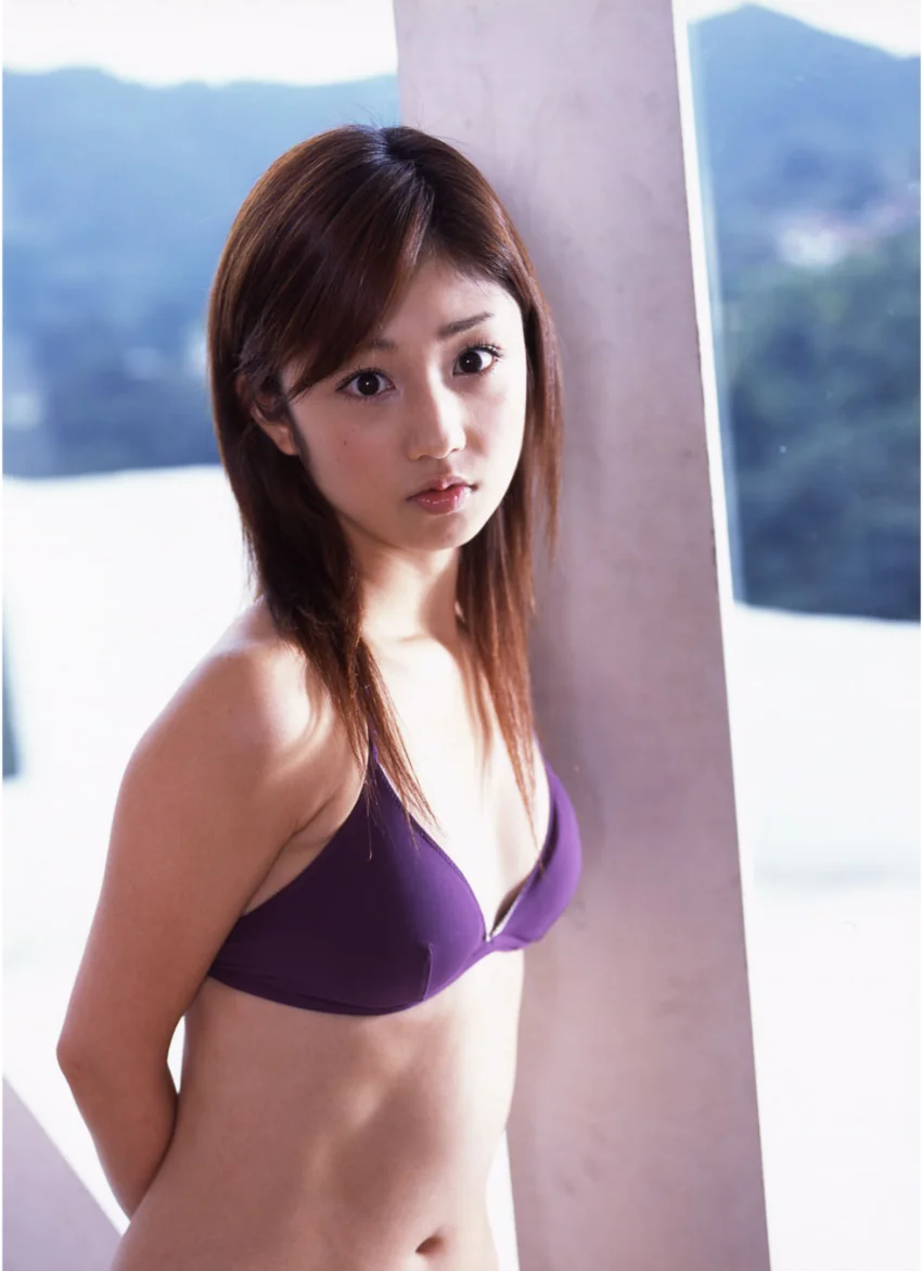 小倉優子写真集「feminine Vol.1」 試し読み 3