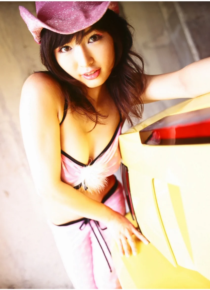 松原梨沙写真集「Fashion Exposure」 試し読み 2
