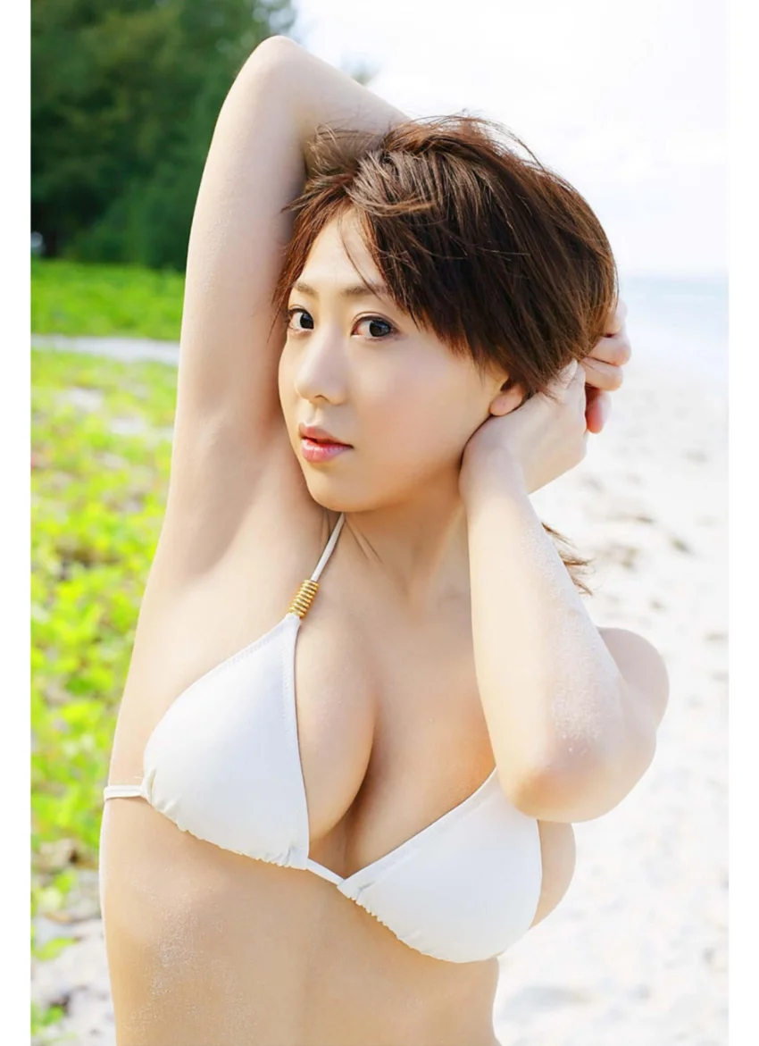 立花かんな写真集「かんな」 試し読み 2