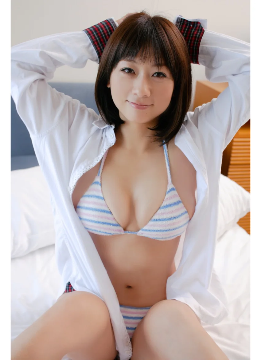 田代さやか写真集「おしえてさやか」 試し読み 2