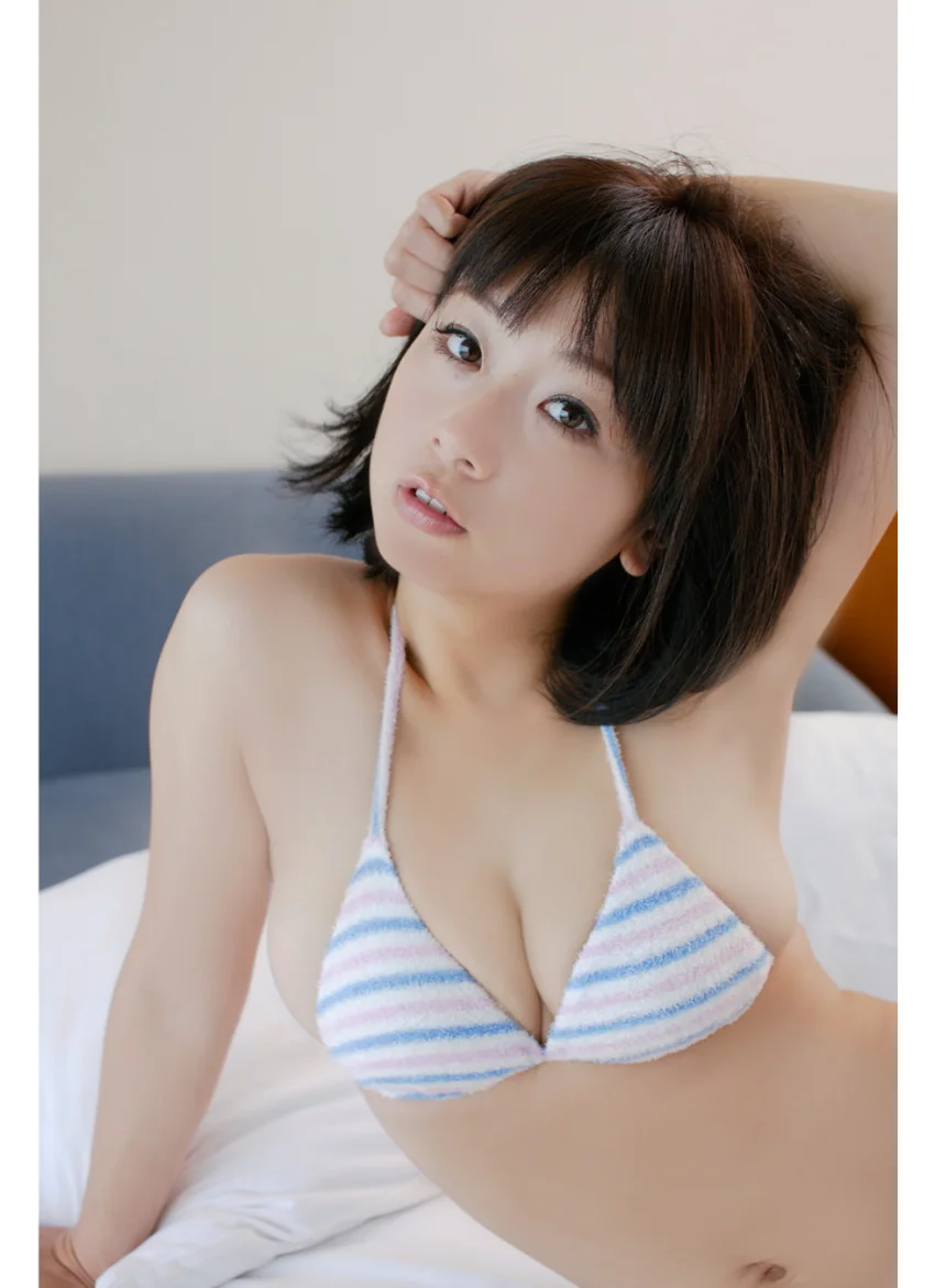 田代さやか写真集「おしえてさやか」 試し読み 6