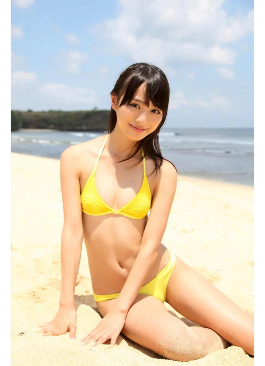 内田理央写真集「おとなりお」 試し読み 6
