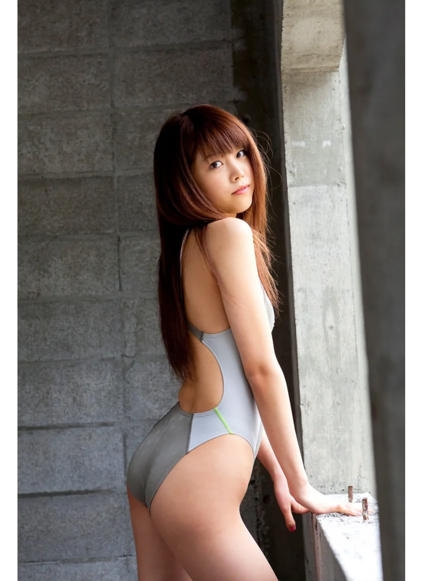 村上まりな「まりな〜美脚天使」 試し読み 6