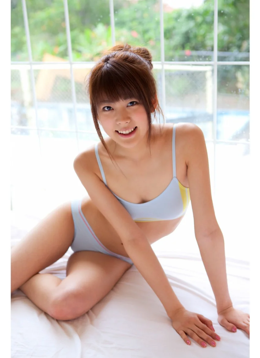 村上まりな「まりな〜美脚天使」 試し読み 8