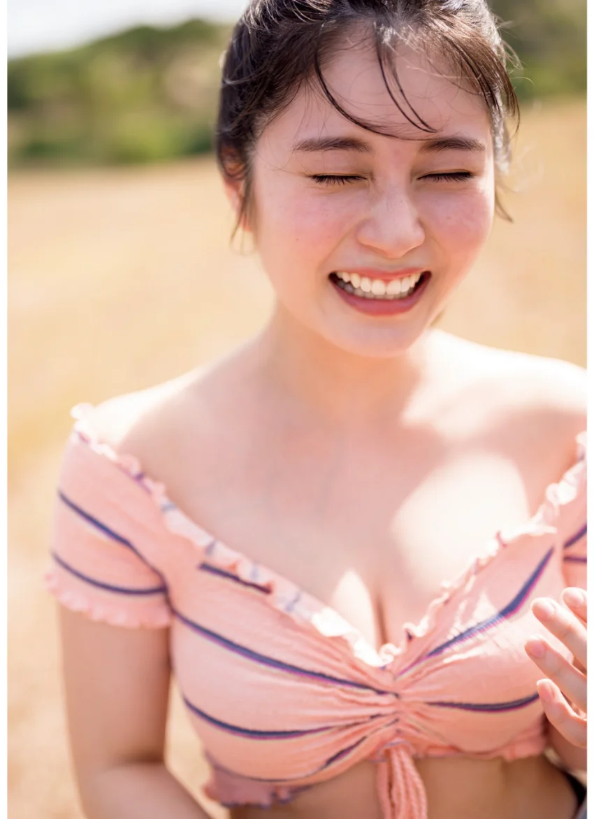 大久保桜子 ファースト写真集 『 SAKURAKO 』 試し読み 6