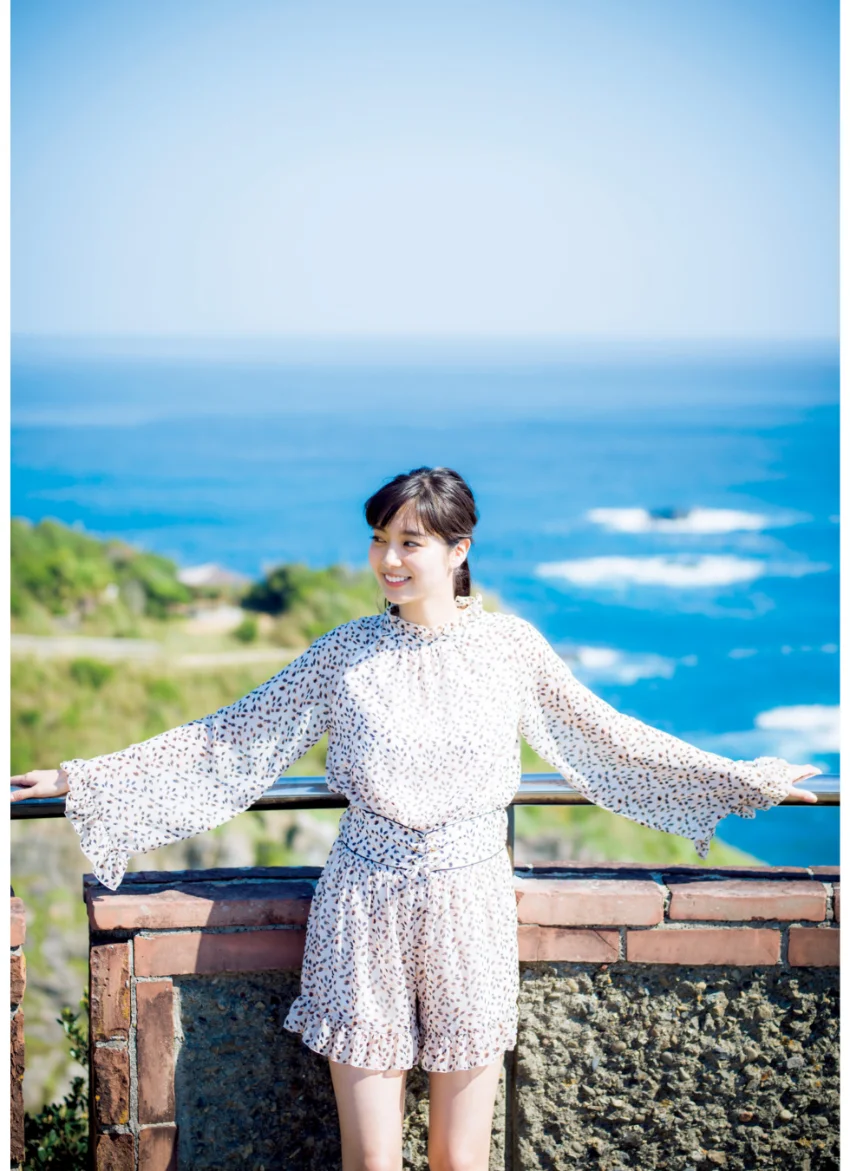 新川優愛 写真集 『 Atlas 』 試し読み 12