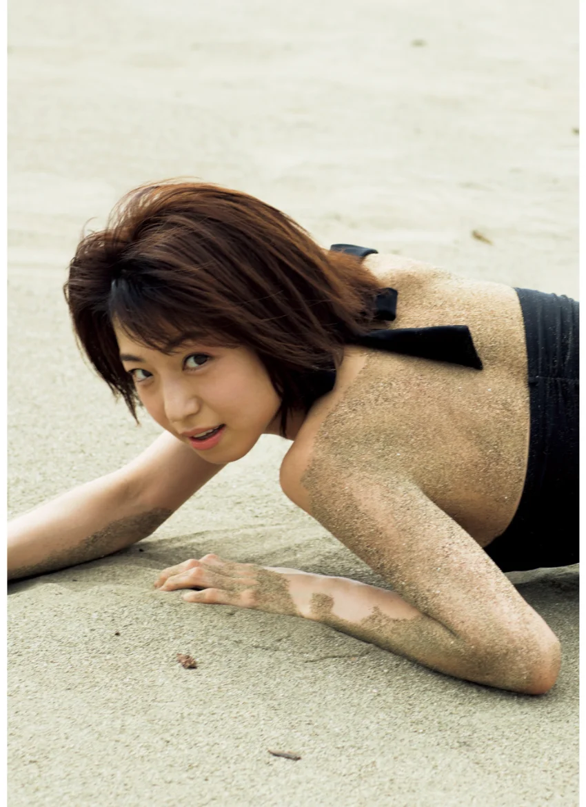 中村静香 写真集 『 Hao！ 』 試し読み 9