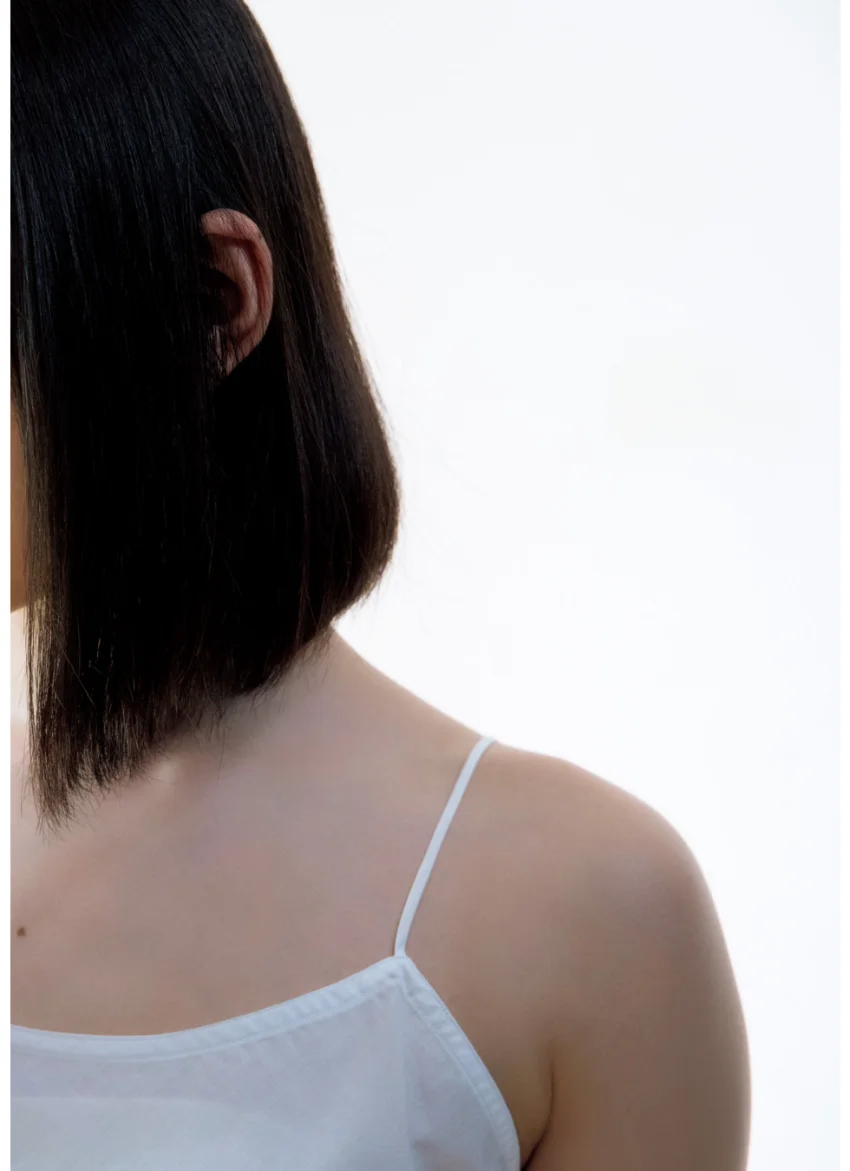 宮本佳林 写真集 『 覚醒 - KAKUSEI - 』 試し読み 5