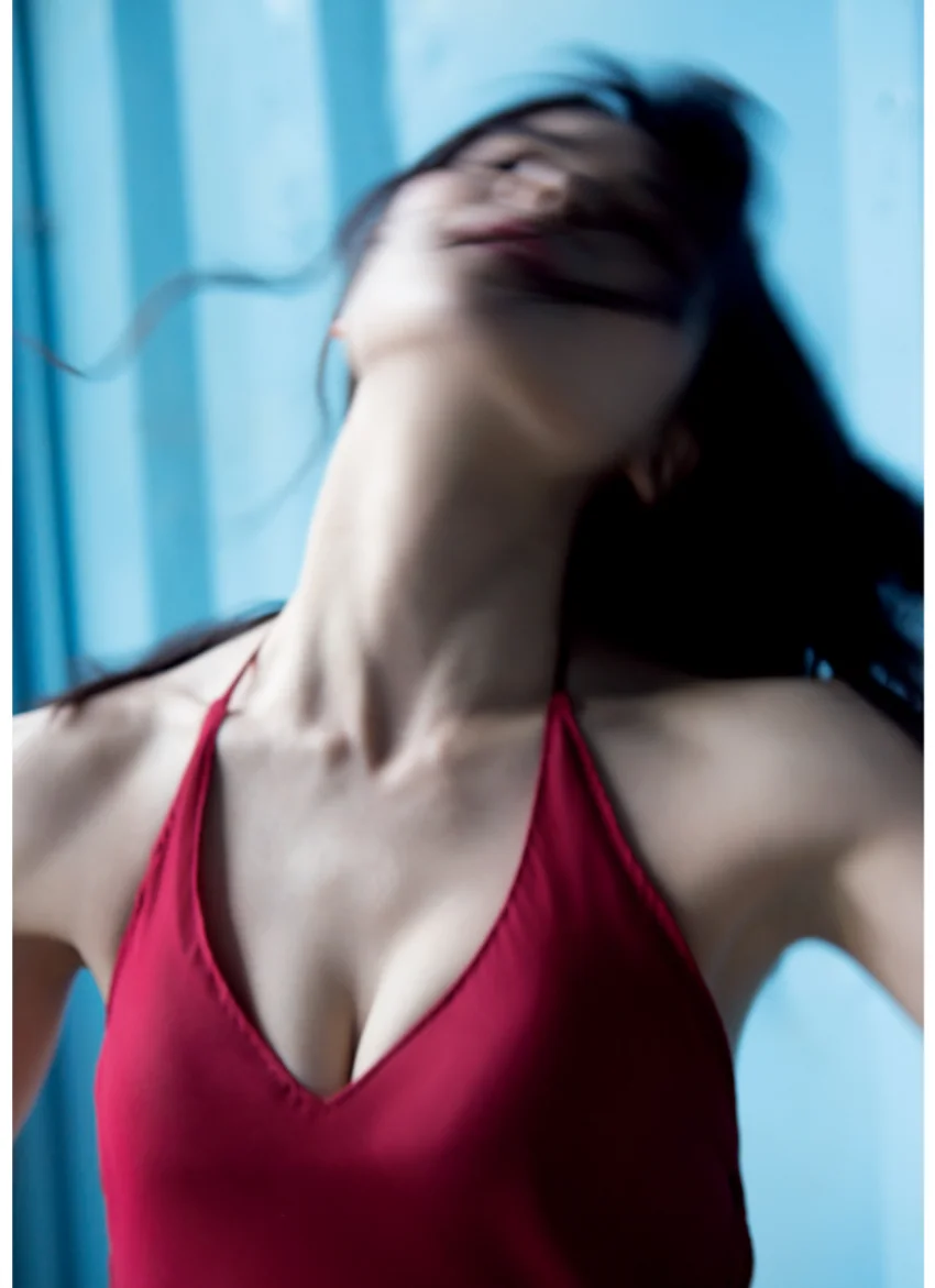 矢島舞美 写真集 『 Nobody knows23 』 試し読み 5