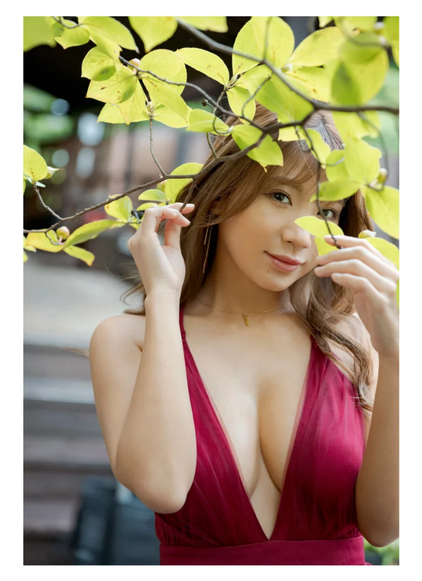 【デジタル限定】葉月あや 写真集 『 fireworks 』 試し読み 2