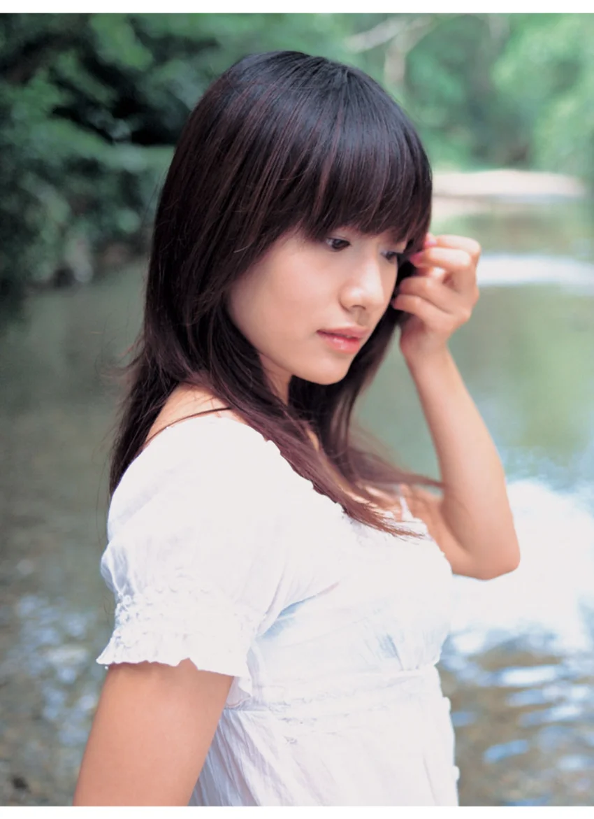 「多感期」鮎川のどか1st.写真集 試し読み 3