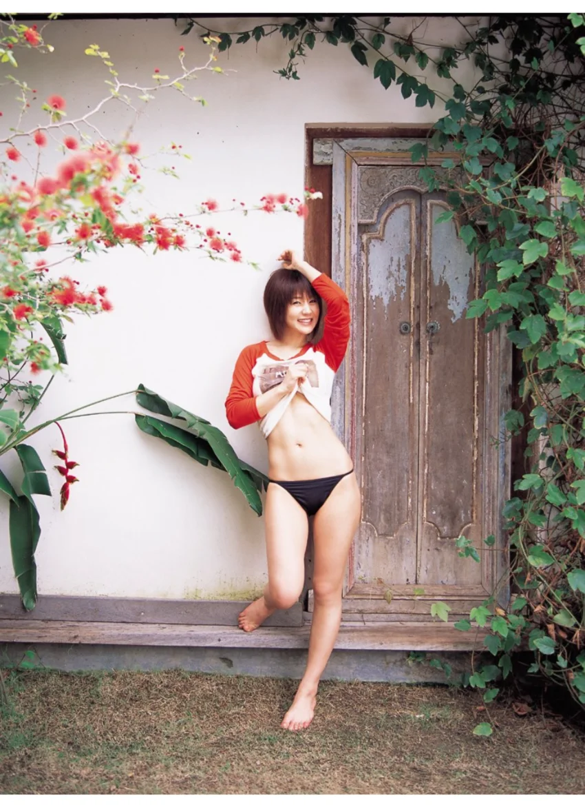 「He N shi N」平田弥里写真集 試し読み 2