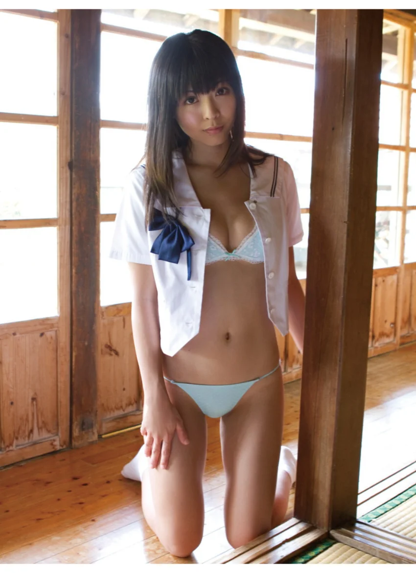 「さくら色した…」佐藤さくらデジタル写真集 試し読み 6
