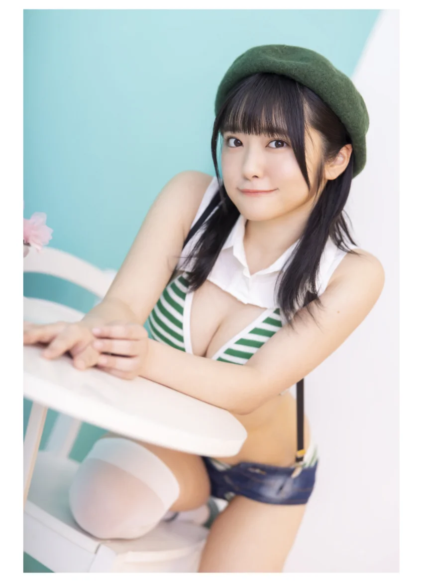 岡田彩夢 デジタル写真集 キミとキャンバスライフ！ 試し読み 3