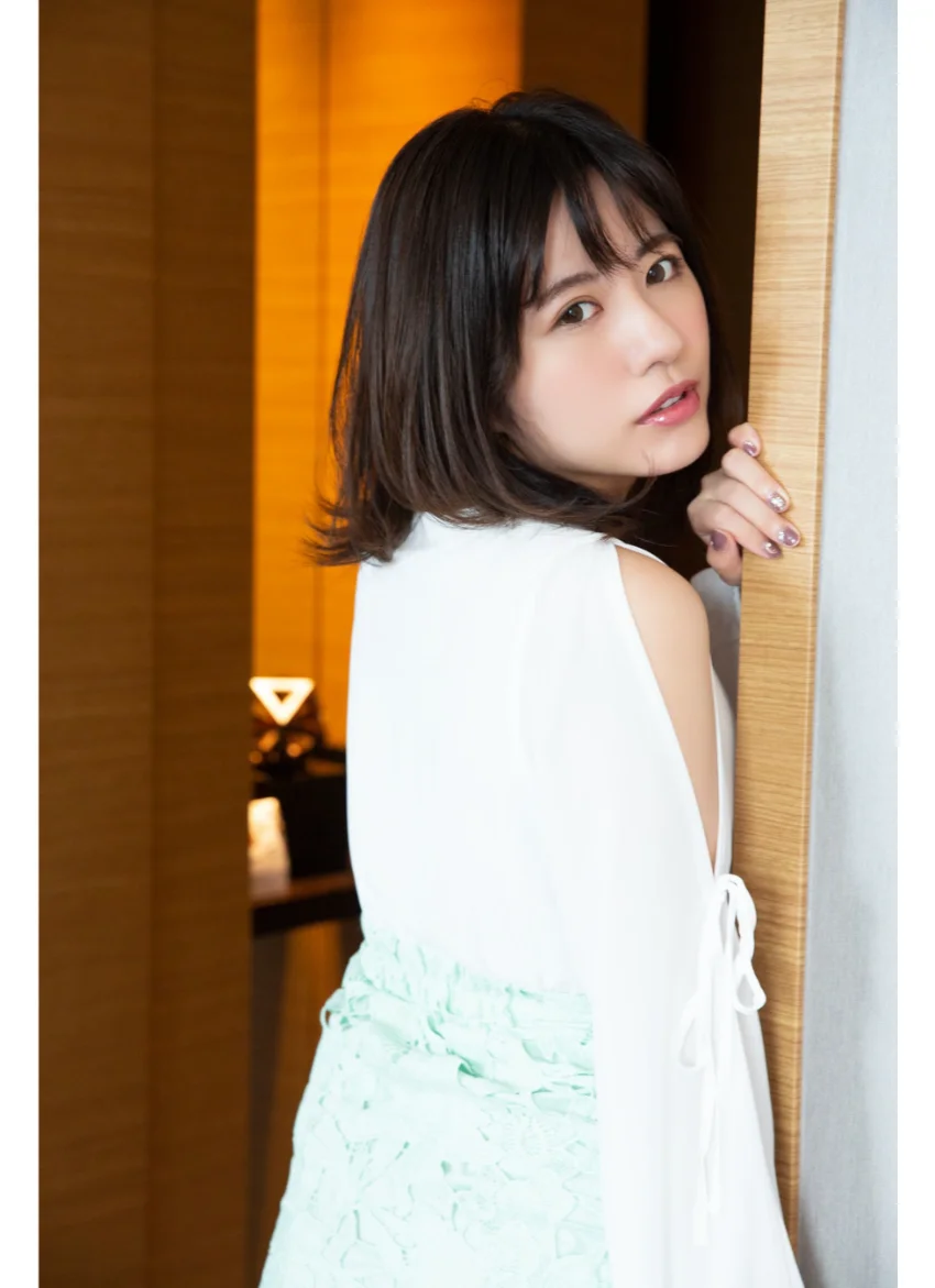 ヴァネッサ・パン「謎の美女は女社長」SPA！デジタル写真集 試し読み 7