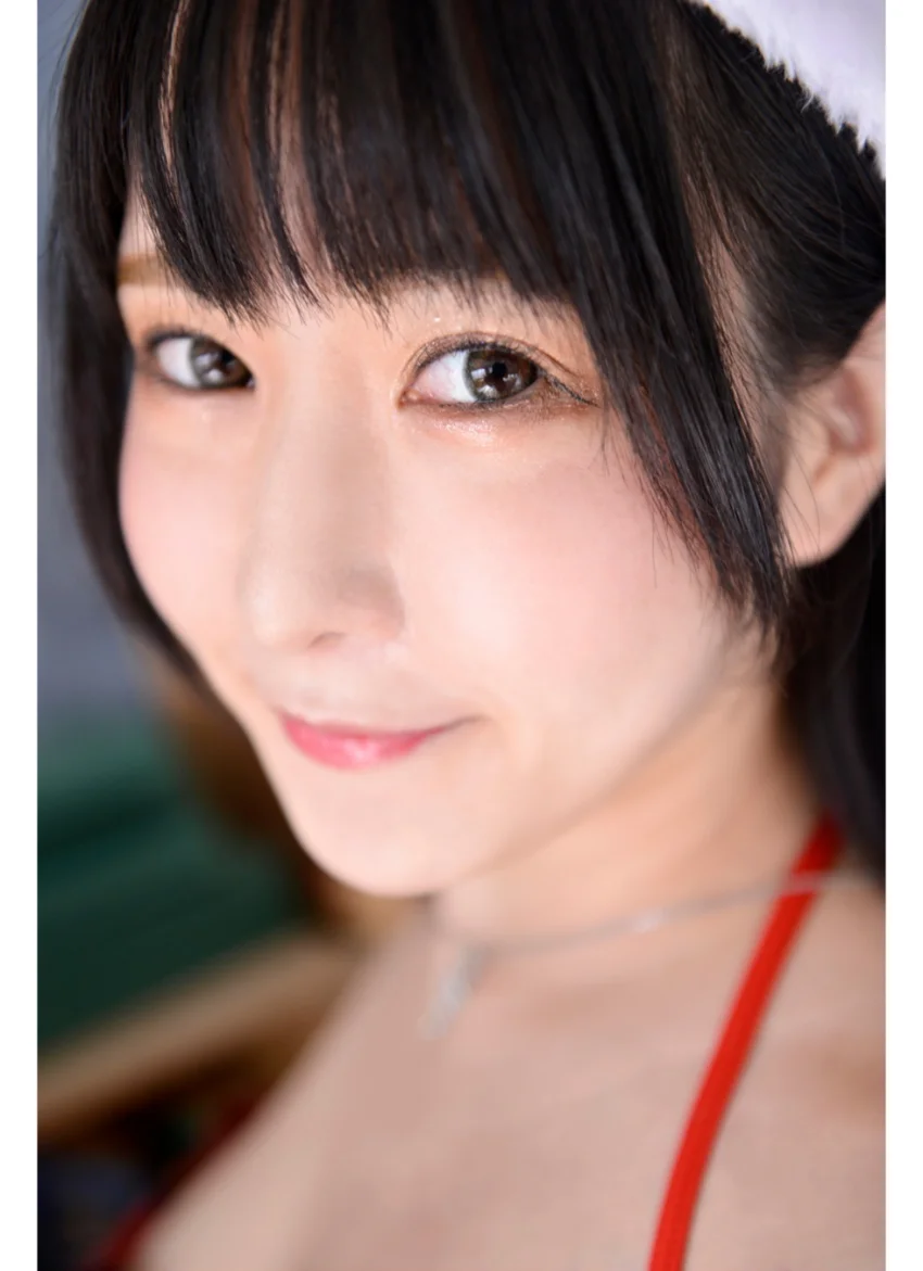 雨宮留菜「あざとエロい 雨宮留菜」 試し読み 12