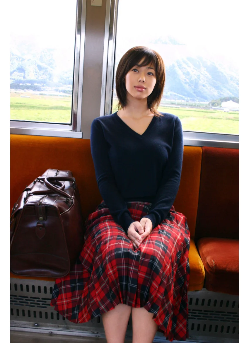 井上和香デジタル写真集〜特装合本版〜 試し読み 14