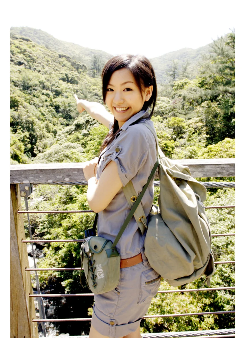 西内裕美デジタル写真集〜特装合本版〜 試し読み 10